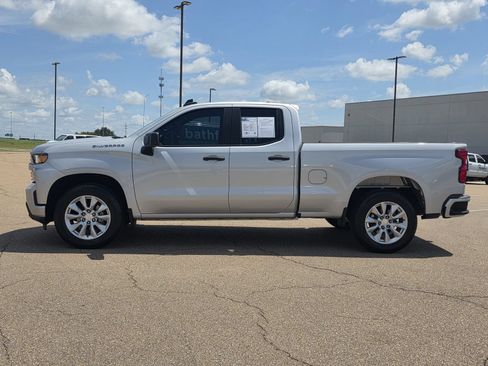 Used 2022 Chevrolet Silverado 1500 Custom RWD image 8