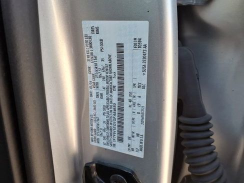 Used 2016 Ford F150 Lariat w/ Equipment Group 502A Luxury AWD/4WD image 14