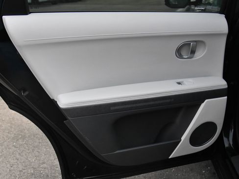 Used 2022 Hyundai Ioniq 5 SEL image 35