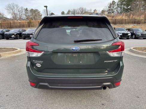Certified 2022 Subaru Forester Limited image 6