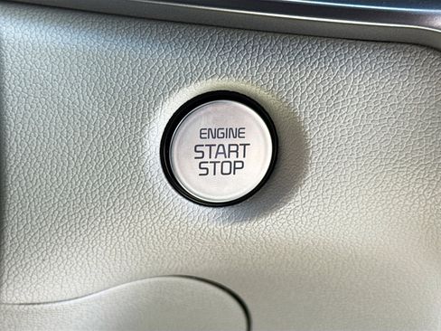 New 2026 Kia Sorento S image 9