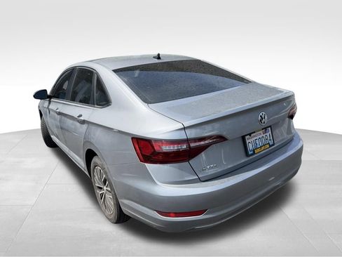 Used 2021 Volkswagen Jetta FWD image 5