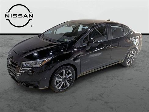 Used 2025 Nissan Versa SV w/ Trunk Package FWD image 1