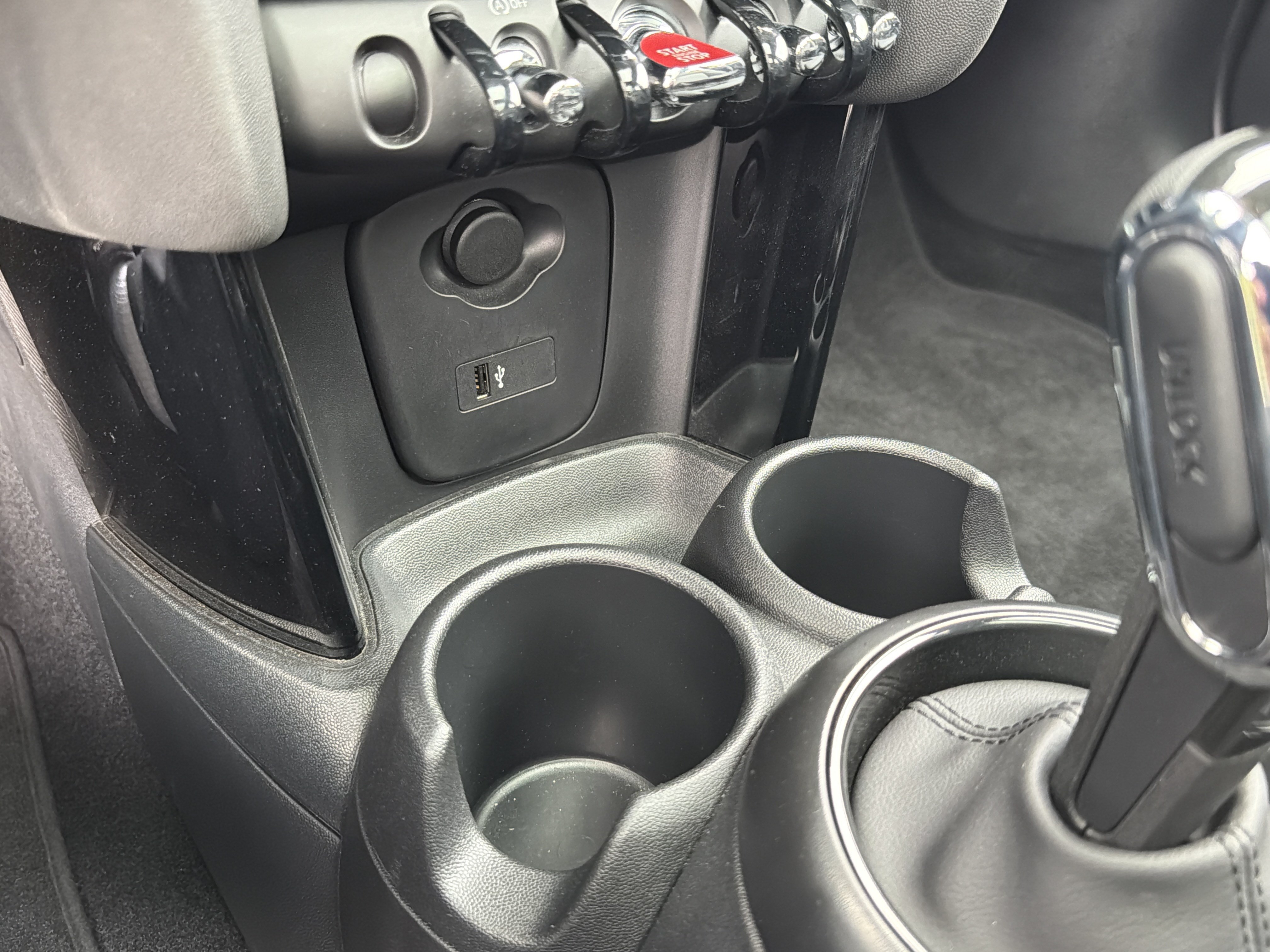 Used 2024 MINI Cooper S FWD image 36