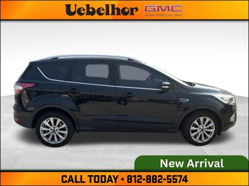 Used 2018 Ford Escape Titanium FWD image 5