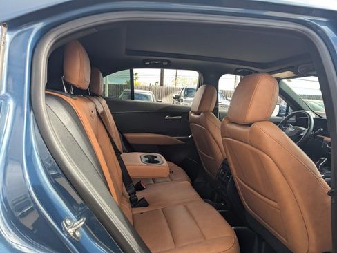 Certified 2024 Cadillac XT4 Premium Luxury w/ Active Safety Package image 16