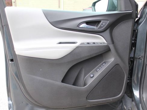 Used 2018 Chevrolet Equinox Premier image 9