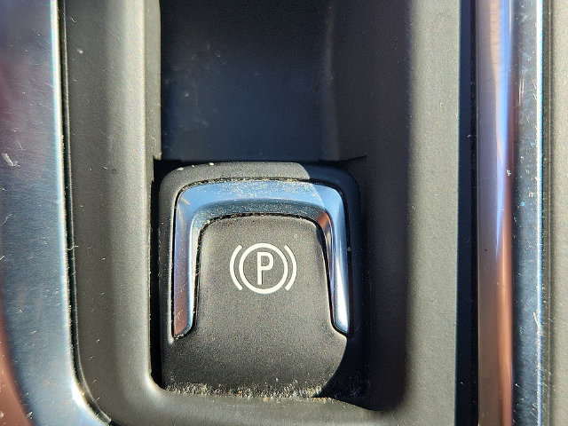 Used 2022 Chevrolet Equinox LT FWD image 27