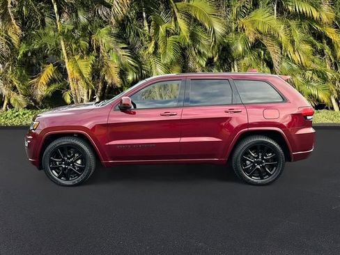 Used 2020 Jeep Grand Cherokee Altitude image 8