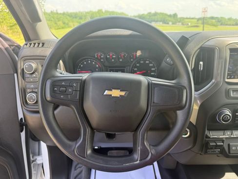 Used 2025 Chevrolet Silverado 2500 W/T w/ WT Convenience Package AWD/4WD image 27