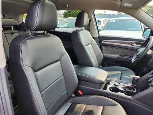 Certified 2023 Volkswagen Atlas SE w/ Panoramic Sunroof Package image 22