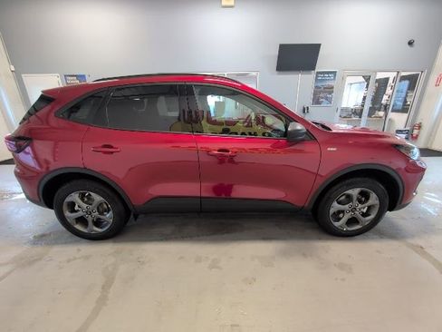 New 2026 Ford Escape ST-Line w/ Cold Weather Package AWD/4WD image 5
