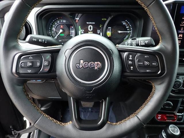 Used 2024 Jeep Wrangler Unlimited AWD/4WD image 12