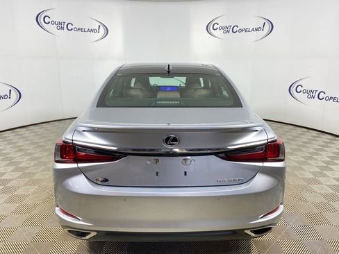 Used 2024 Lexus ES 350 Ultra Luxury w/ Accessory Package (Z1) image 5