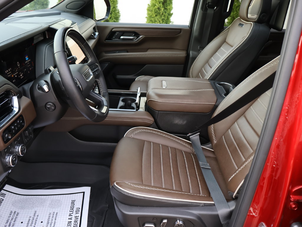 Certified 2026 GMC Yukon Denali Ultimate AWD/4WD image 25