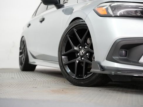 Used 2024 Honda Civic Sport image 17