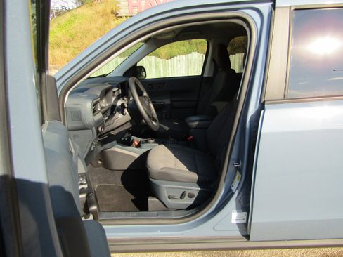 Certified 2024 Ford Maverick XLT w/ XLT Luxury Package image 14