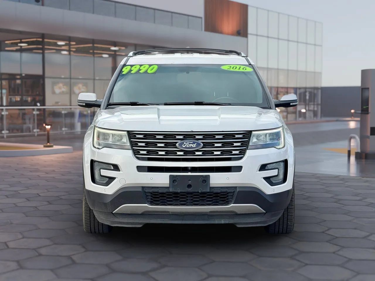 Used 2016 Ford Explorer Limited AWD/4WD image 4
