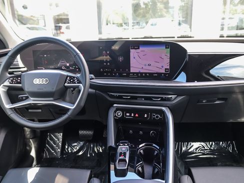 Certified 2025 Audi Q5 Premium w/ Premium Plus AWD/4WD image 14