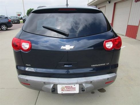 Used 2012 Chevrolet Traverse LT AWD/4WD image 8
