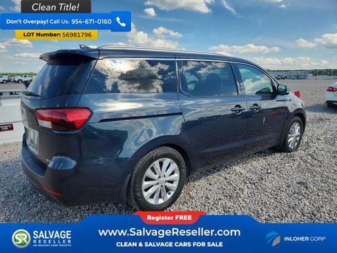 Used 2017 Kia Sedona EX FWD image 4