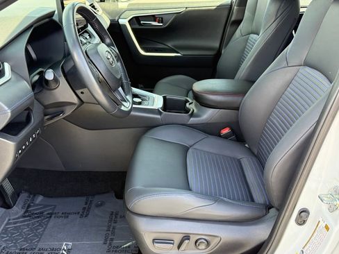 Used 2024 Toyota RAV4 XSE w/ Advanced Technology Package image 19