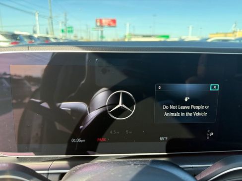 New 2026 Mercedes-Benz GLE 450 4MATIC image 21