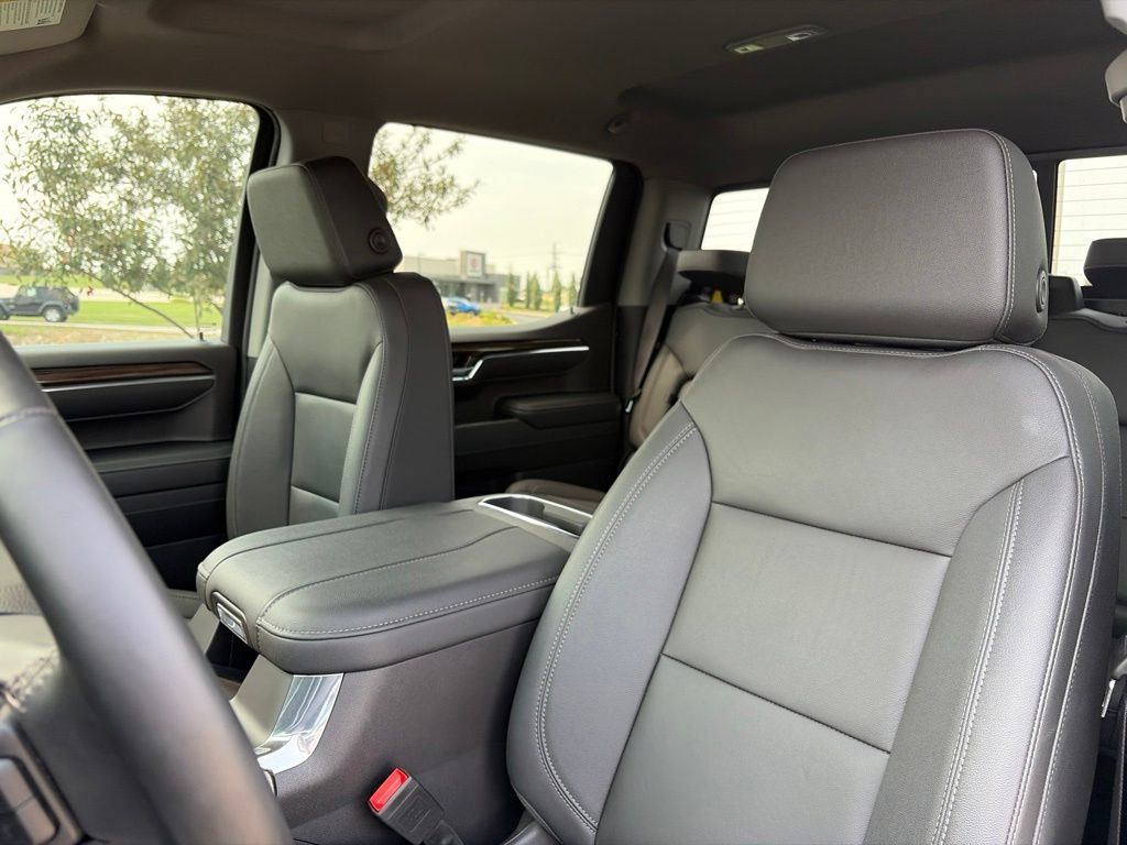 Used 2023 Chevrolet Silverado 1500 LT Trail Boss w/ Convenience Package II AWD/4WD image 50