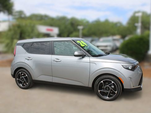 Certified 2024 Kia Soul EX FWD image 4