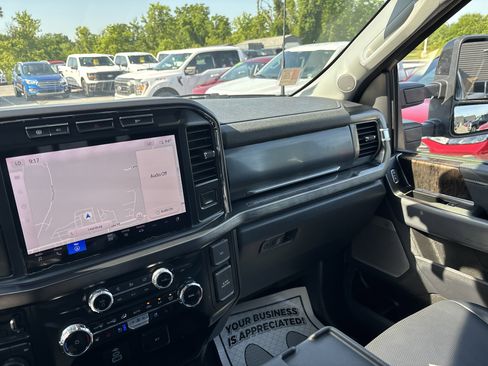 Used 2024 Ford F350 Lariat w/ Camper Package image 22