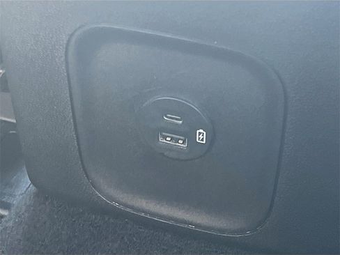 Used 2023 Ford Escape ST-Line image 30