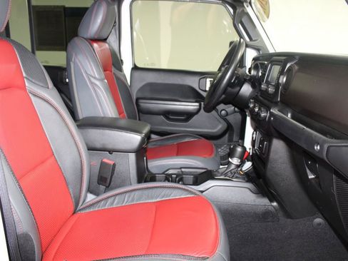 Used 2021 Jeep Gladiator Sport AWD/4WD image 24