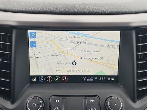 Used 2021 GMC Acadia AT4 image 12