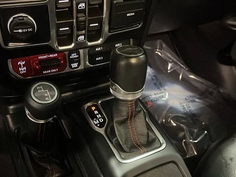 Certified 2022 Jeep Gladiator Rubicon w/ LED Lighting Group image 18