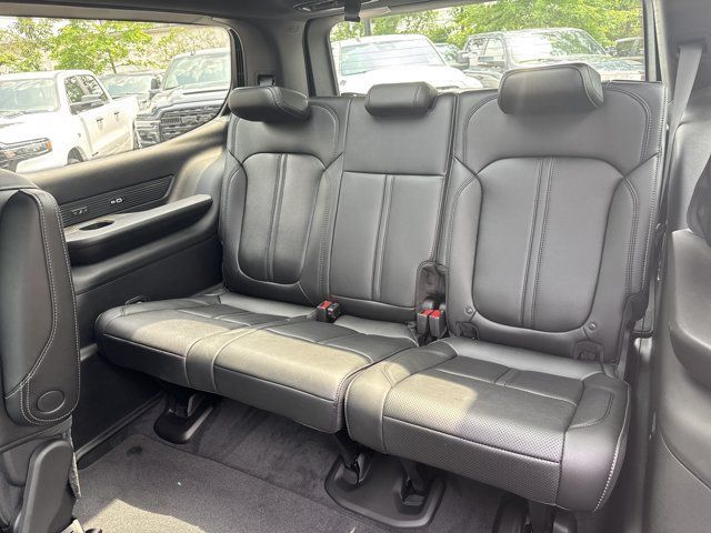 New 2026 Jeep Grand Wagoneer Limited AWD/4WD image 21