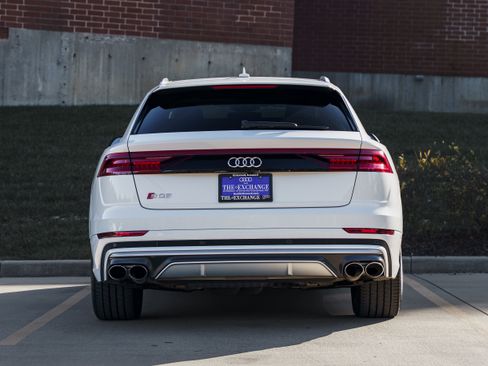 Used 2023 Audi SQ8 Prestige image 30
