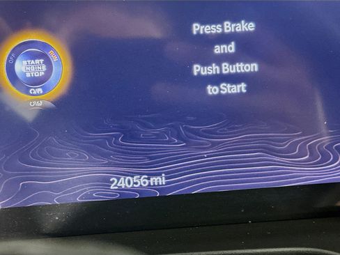 Used 2023 Jeep Grand Cherokee Laredo w/ Luxury Tech Group I RWD image 19