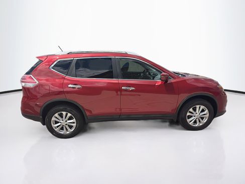 Used 2016 Nissan Rogue SV w/ SV Premium Package AWD/4WD image 10