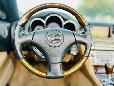 Used 2007 Lexus SC 430 Convertible RWD image 19