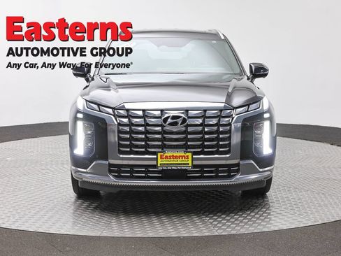 Used 2024 Hyundai Palisade Calligraphy AWD/4WD image 2