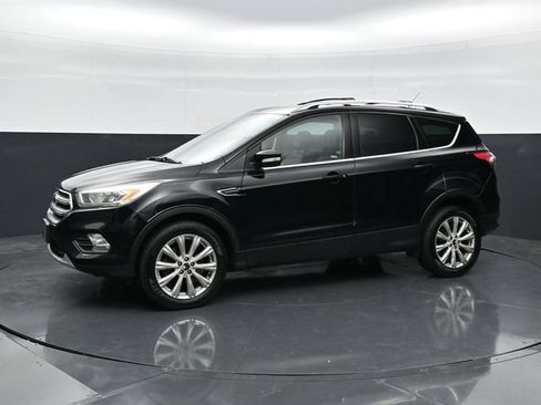 Used 2017 Ford Escape Titanium AWD/4WD image 6