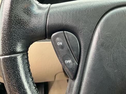 Used 2003 Ford Escape Limited image 21