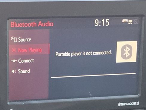 Used 2021 Toyota RAV4 XLE Premium image 6