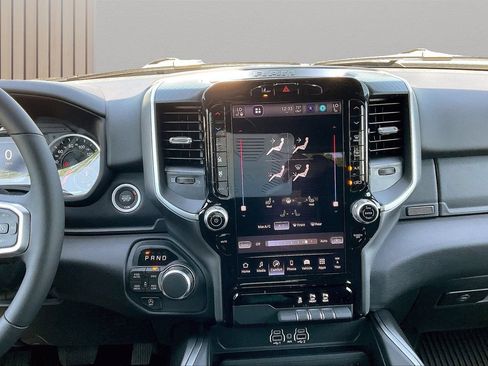 New 2026 RAM 1500 Big Horn AWD/4WD image 12