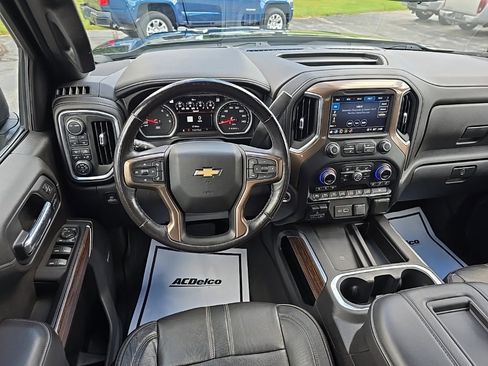 Used 2021 Chevrolet Silverado 1500 High Country w/ Technology Package image 6