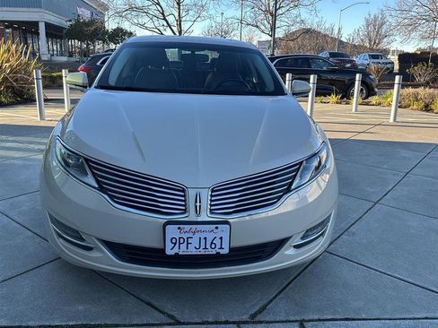 Used 2015 Lincoln MKZ Hybrid w/ Equipment Group 201A Select image 3