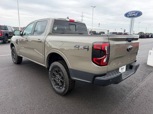 Used 2025 Ford Ranger Lariat w/ Black Appearance Package AWD/4WD image 7