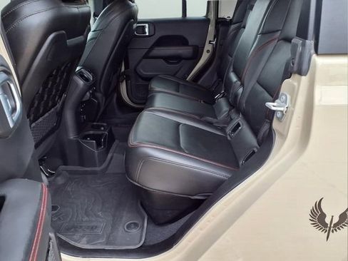 Used 2022 Jeep Gladiator Rubicon AWD/4WD image 24