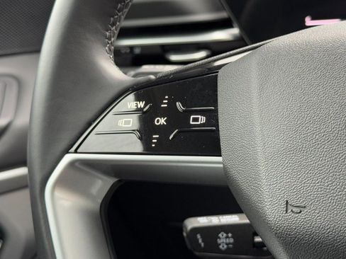 Used 2025 Audi Q5 Premium w/ Convenience Package image 17