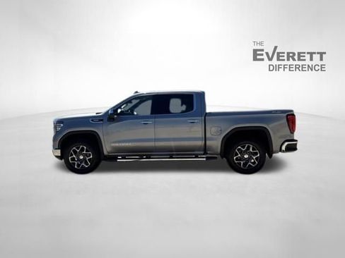 Used 2024 GMC Sierra 1500 SLT w/ SLT Premium Plus Package AWD/4WD image 4
